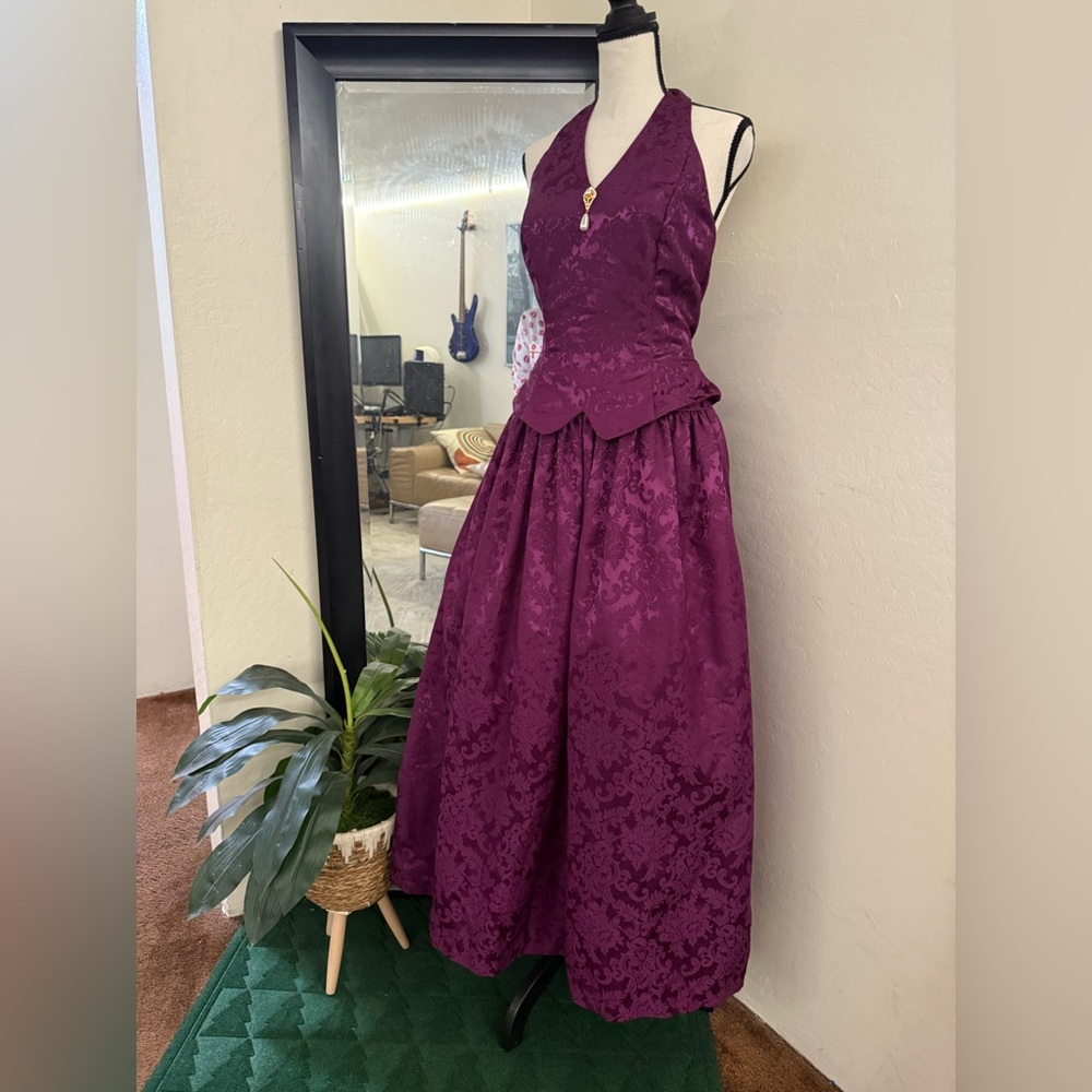 Jessica McClintock Purple Pleated Halter Gown